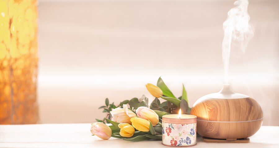 Essências oleosas e perfumaria: Aromas irresistíveis para velas e sabonetes